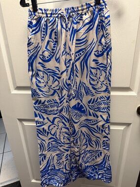 Wide-Leg Tropical Print Pants in Blue and Cream